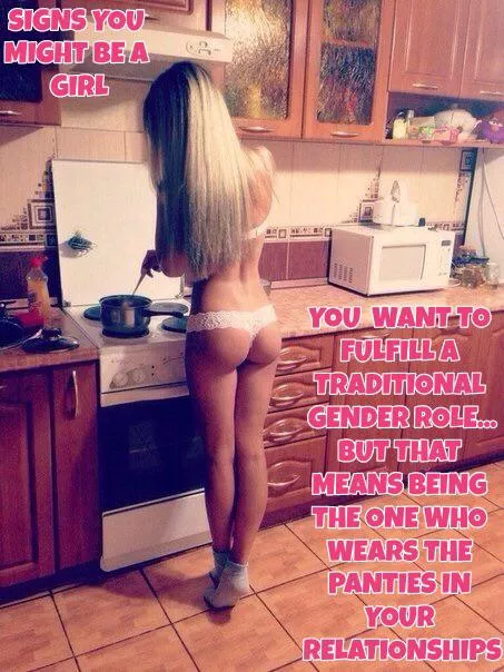 Every sissy needs to be a perfect housewife 😍