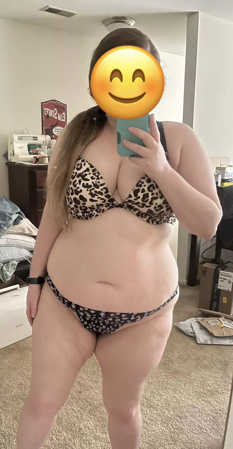 First time posting a full body pic 😬🙈