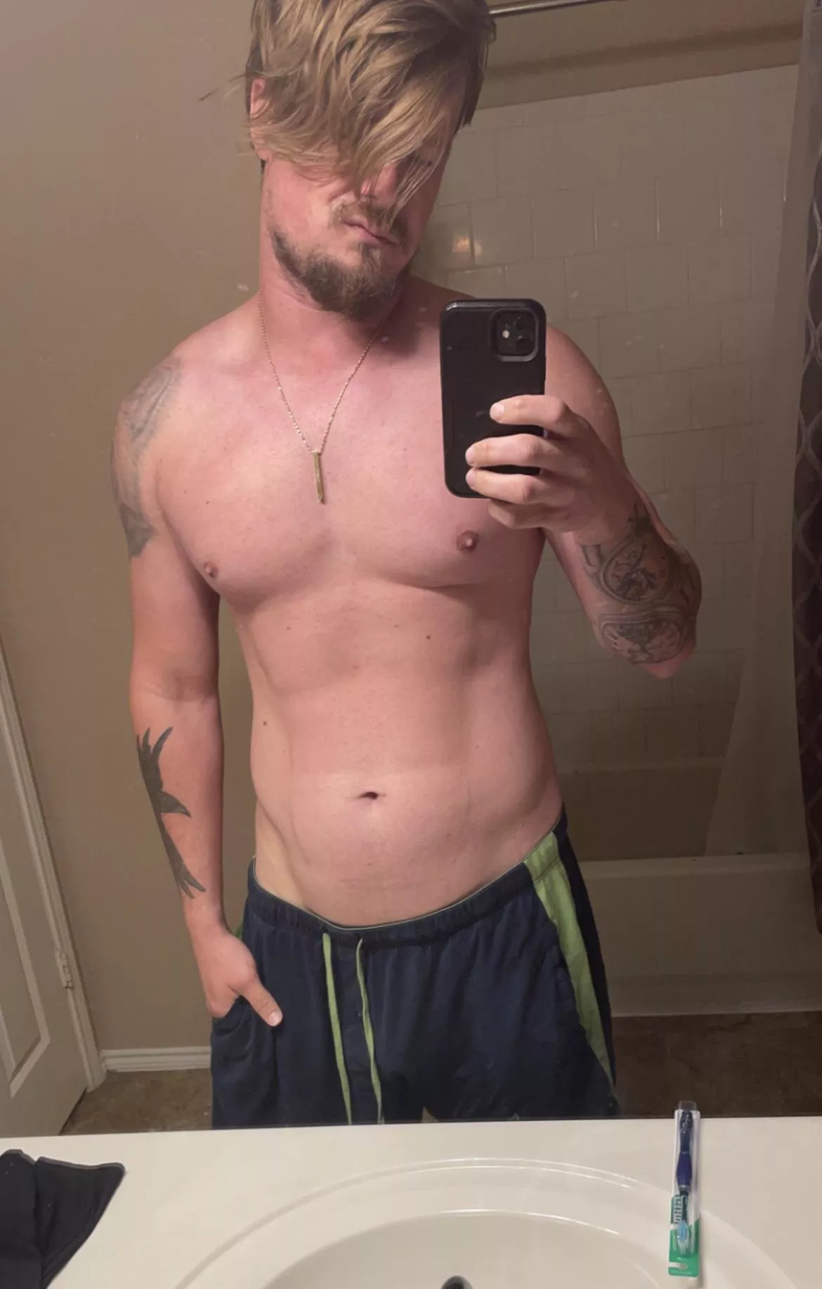 I’m missing my pre-bulk body …it will be worth it tho!! (Hopefully) 😭