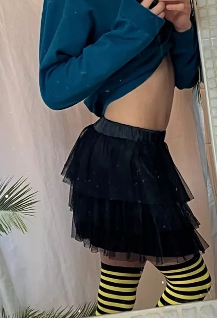 I'm new to this, anyway this felt cute.