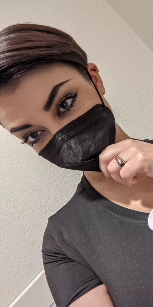 Mexican x Czech; healthcare worker here to rehab