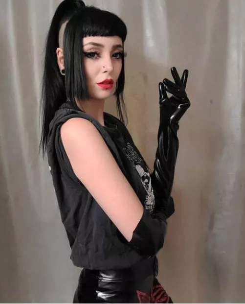 mommy is ready to make you submit