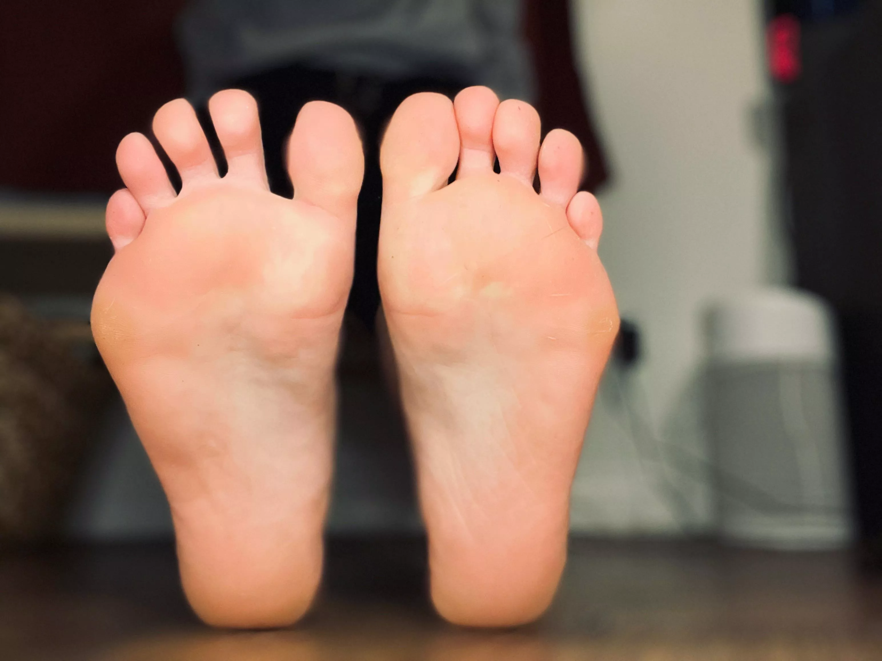 My feet need to be sucked! 😩👅