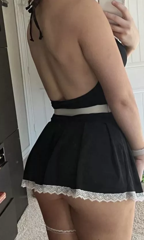 Self in maid cosplay <3