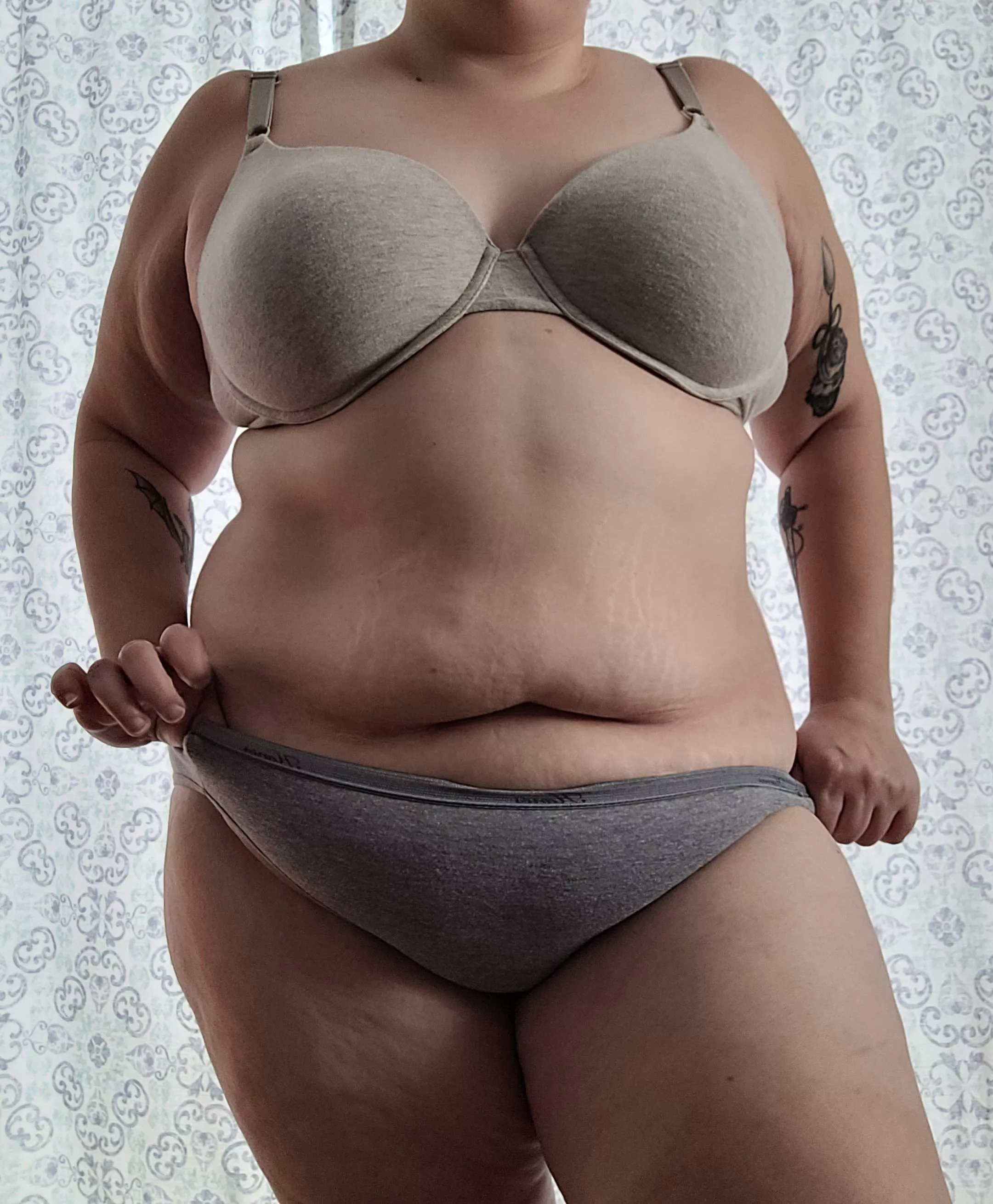 Stretch marks can be sexy too