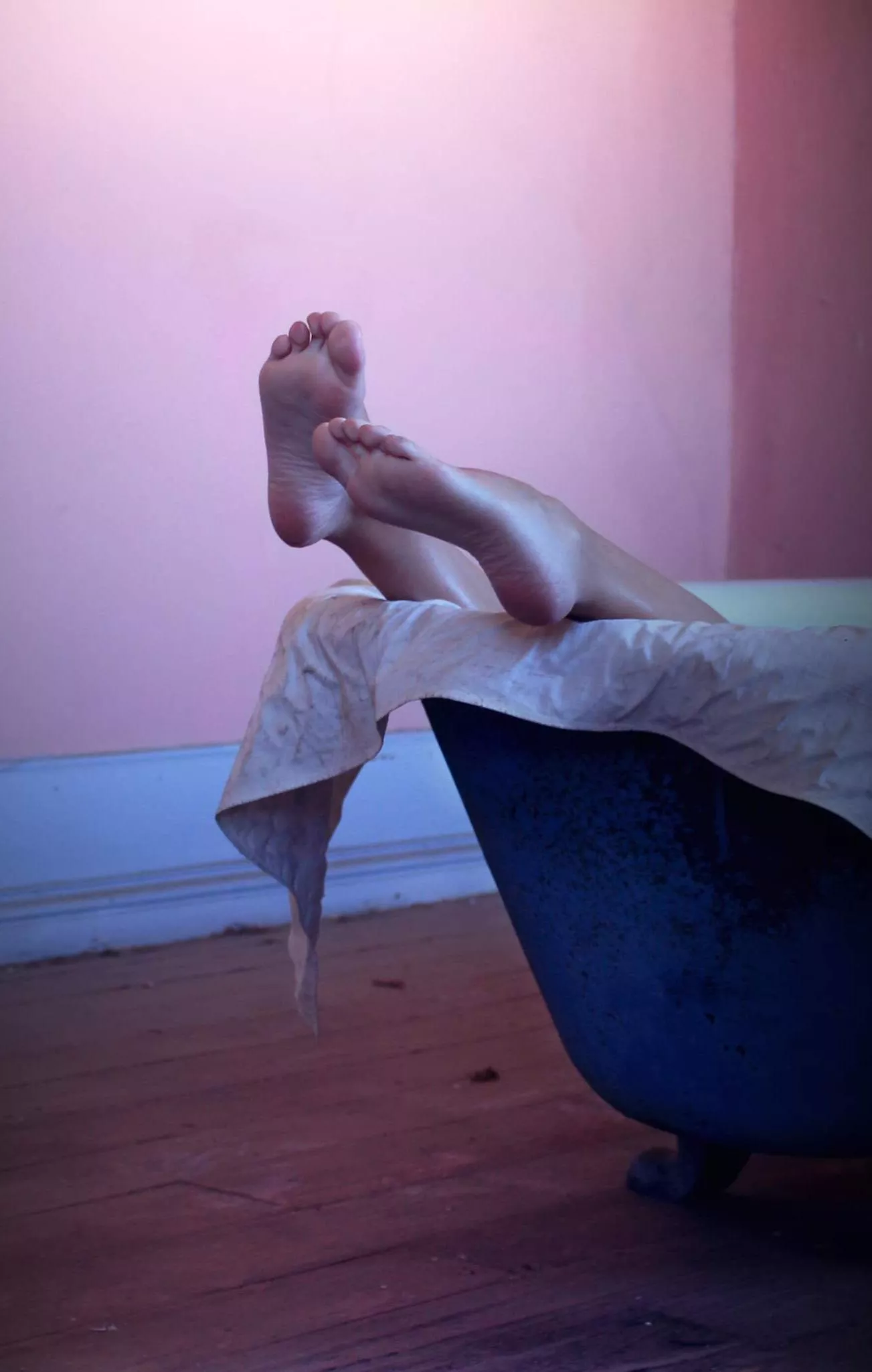 This tub is so big just for me!