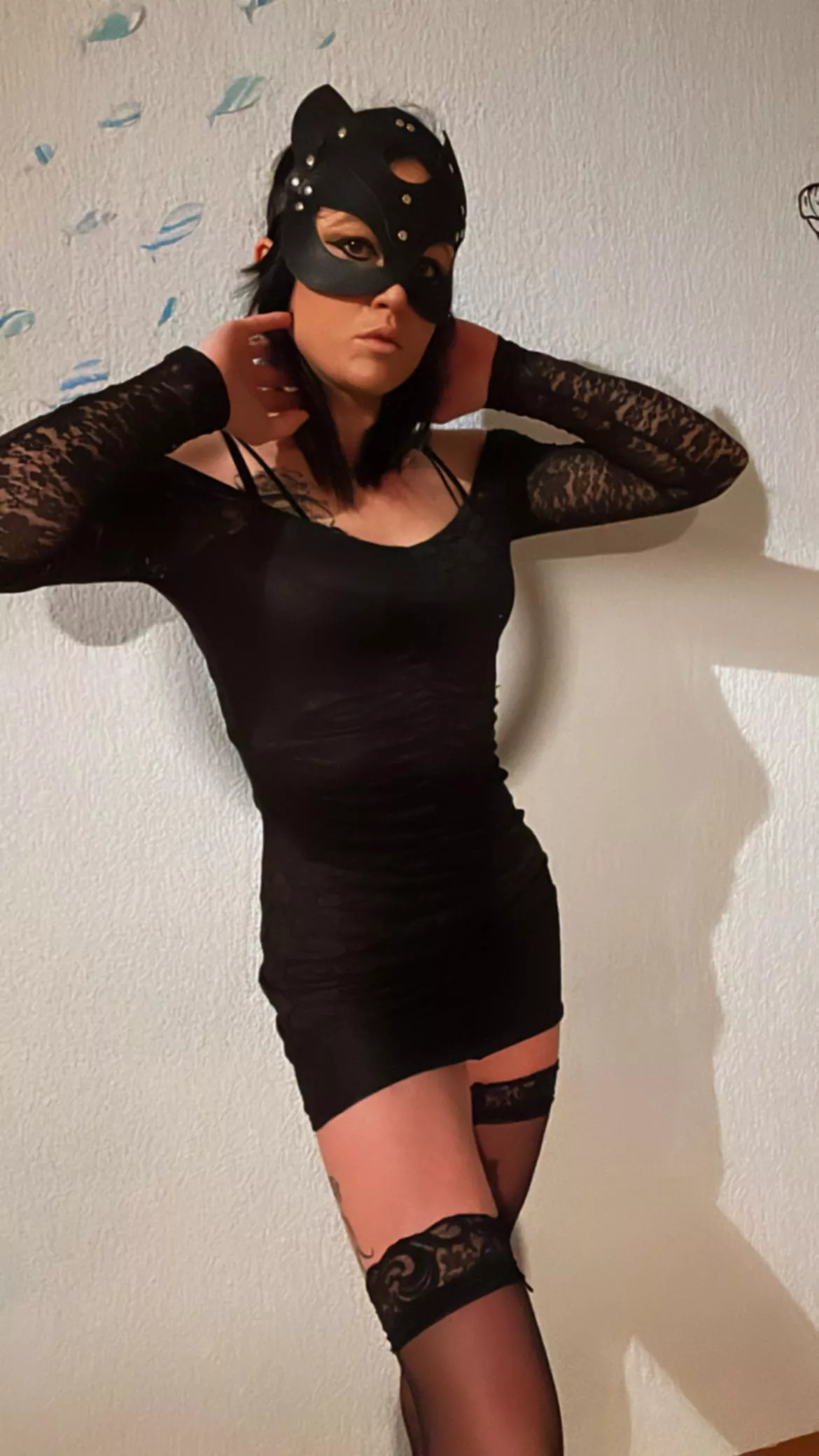 what are you thinking about right now?😈😈😈🖤🖤🖤😈