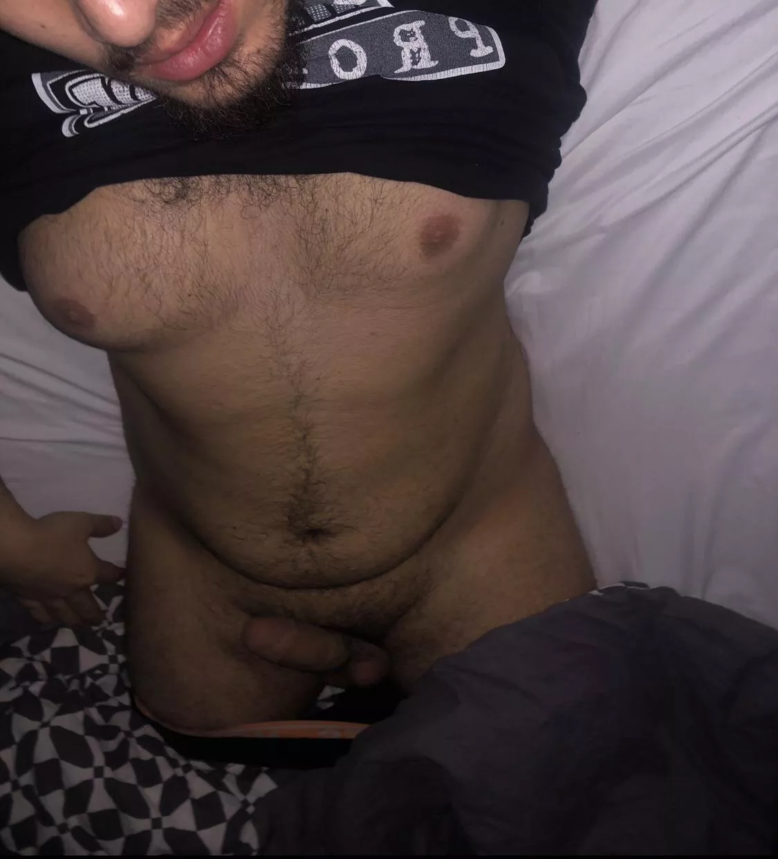 23 M - 100% top need a 100% bottom to make me cum @heylo199