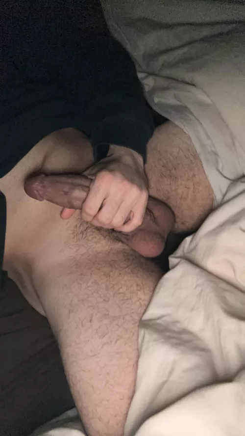 23 m horny asf. hmu @haysnap11