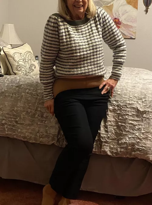 76 granny wife in pantyhose