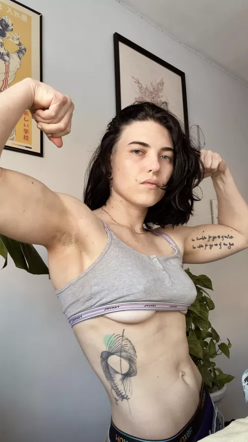 A little under boob for a good end to the week