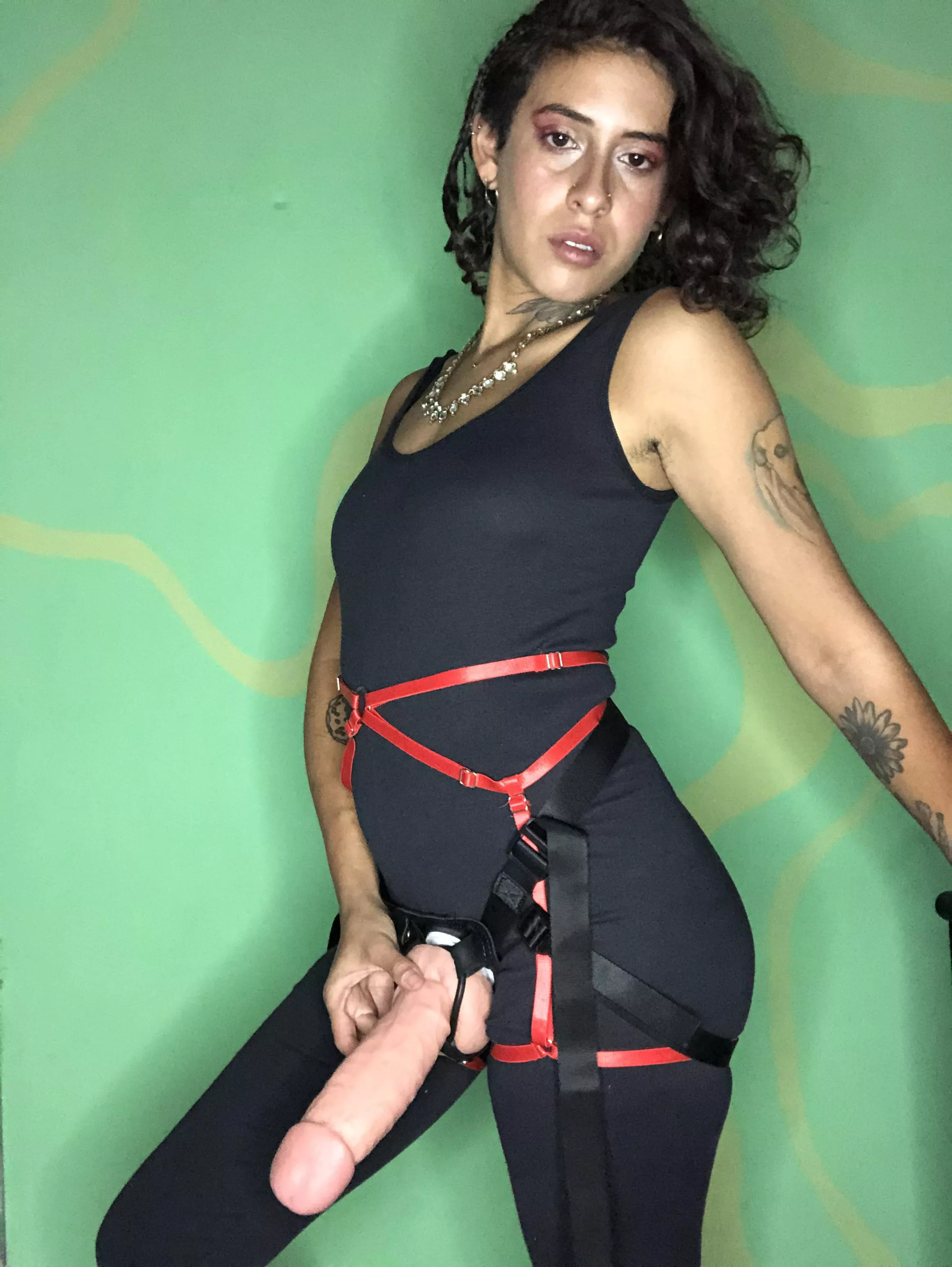 amami gets bored😈