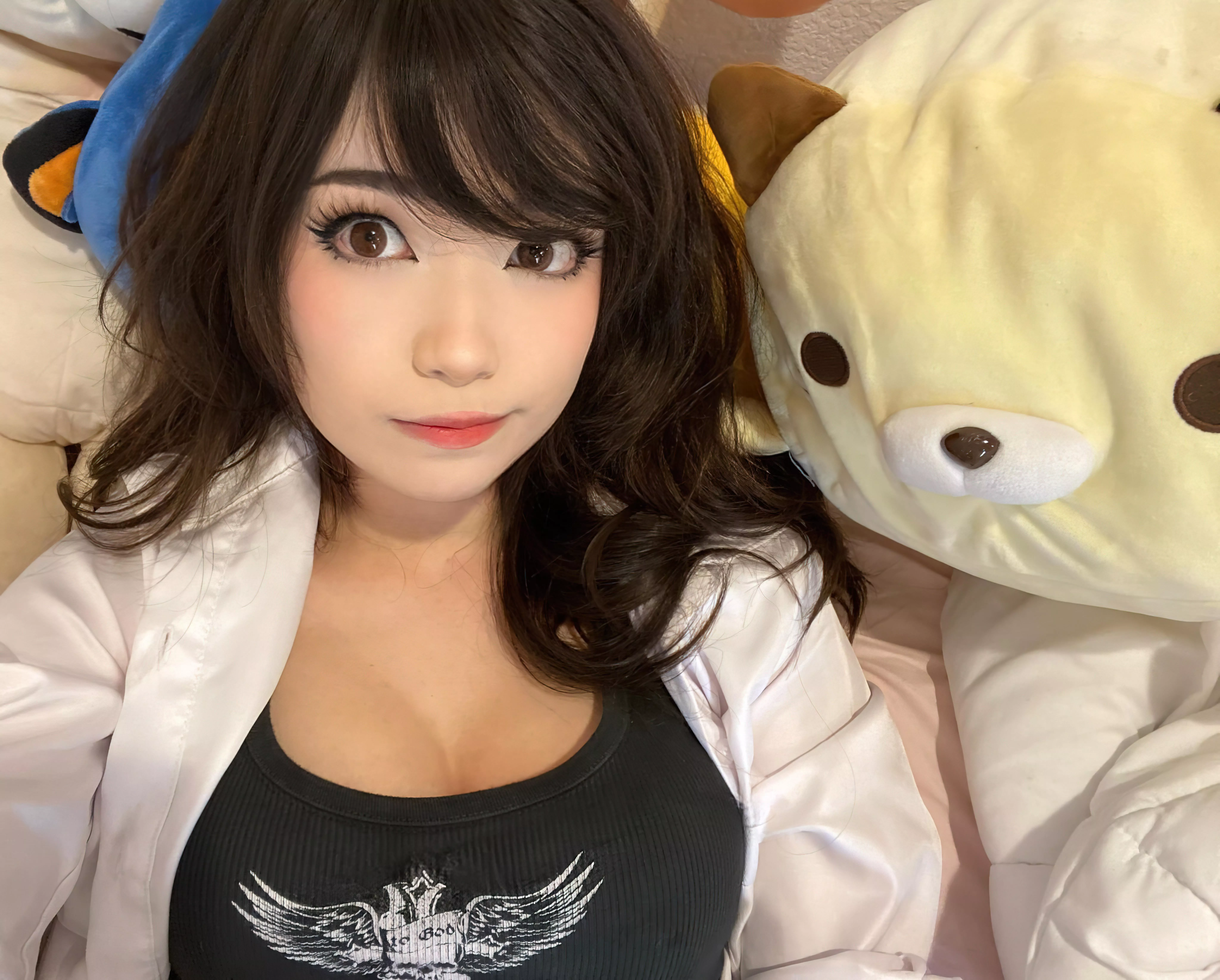 Anyone willing to fill me up my boyfriends libido is low and he has a hard time finishing need some help 😉