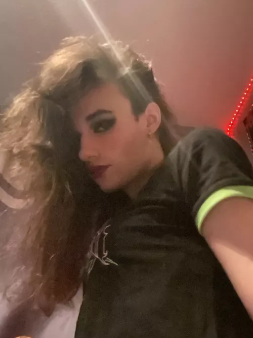 bad quality but my hair looks nice :3