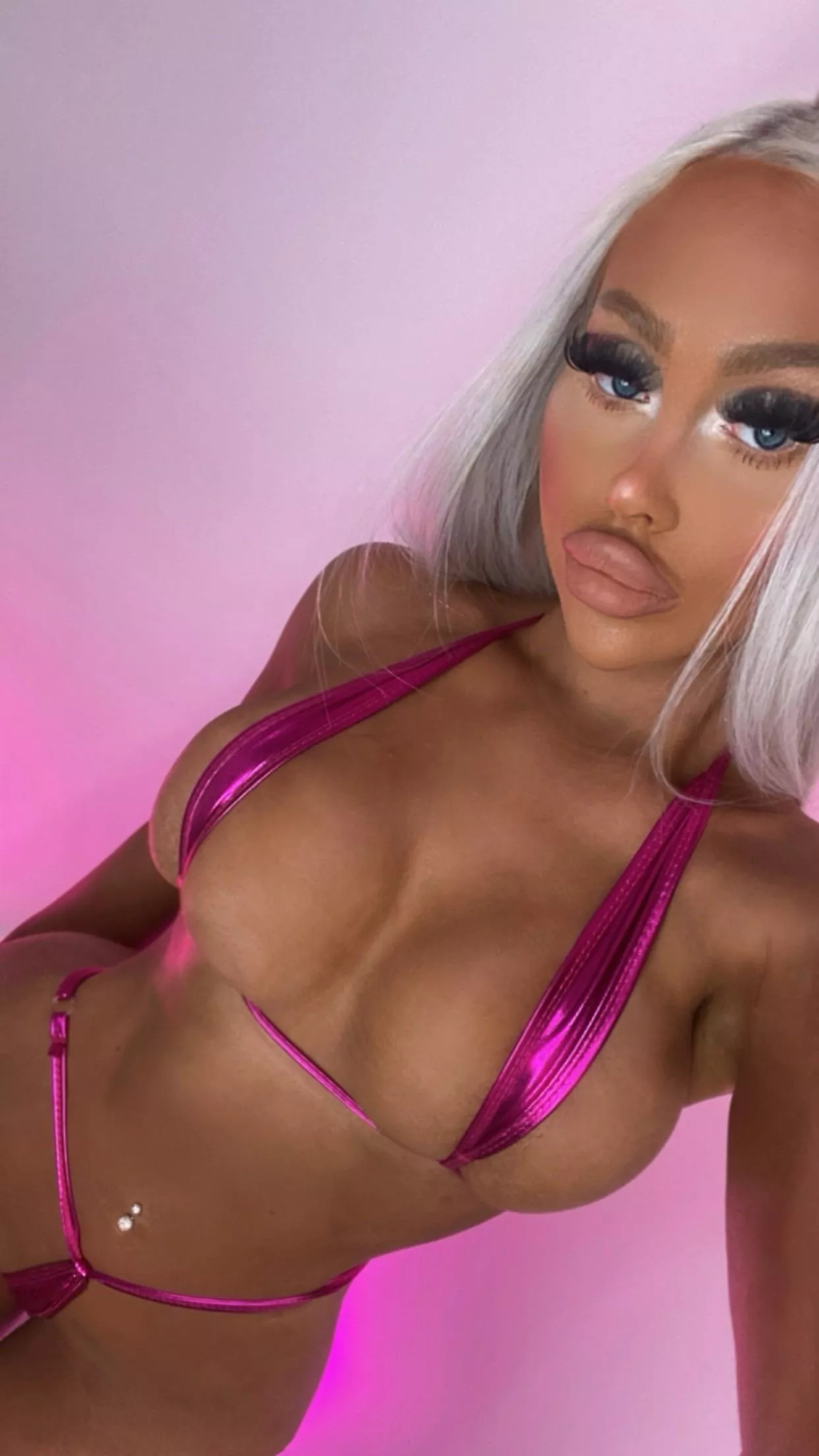 Blonde bimbo In shiny micro bikini 💕