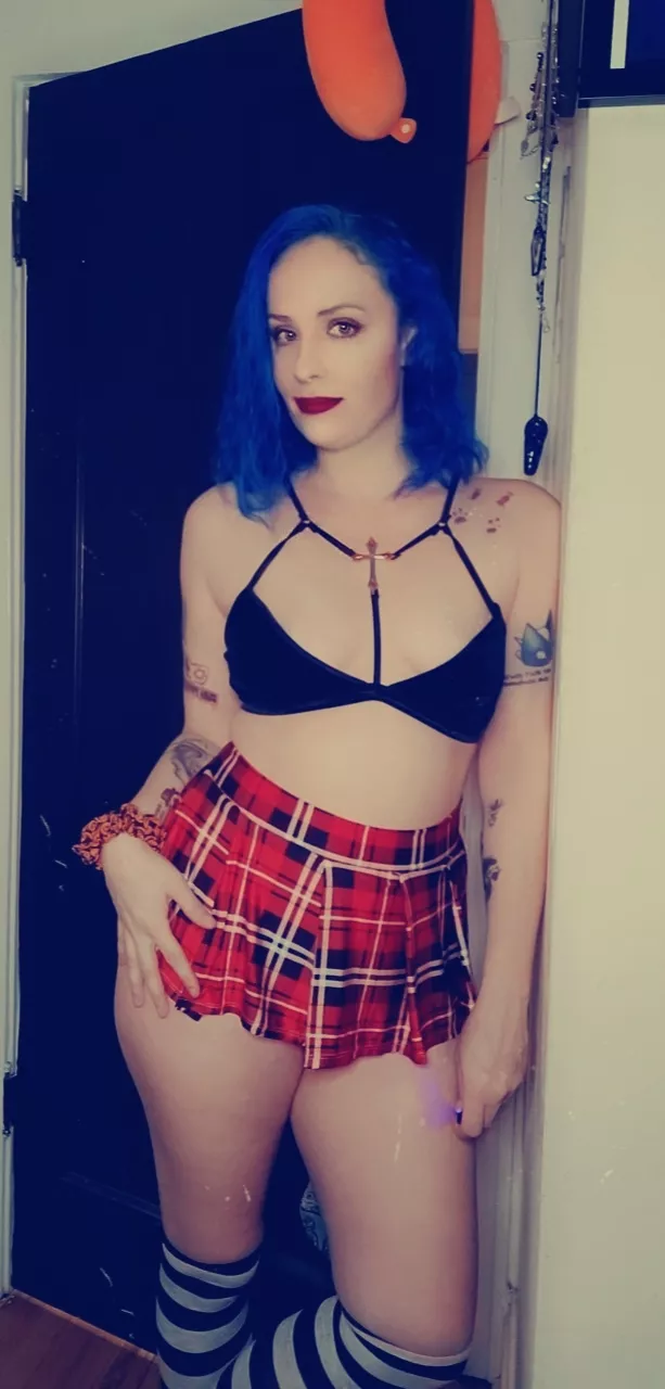 Camera screwed up, went with a 90's photo vibe.