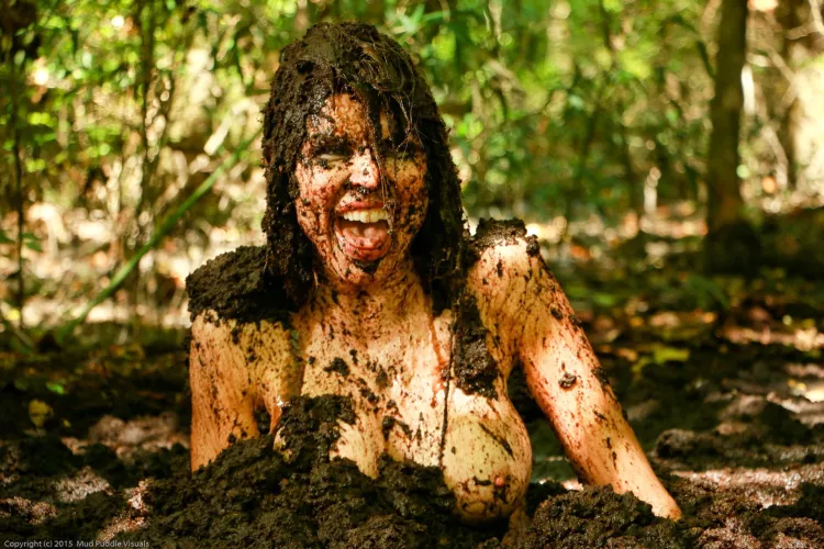 Candle's so excited to be in that bog!