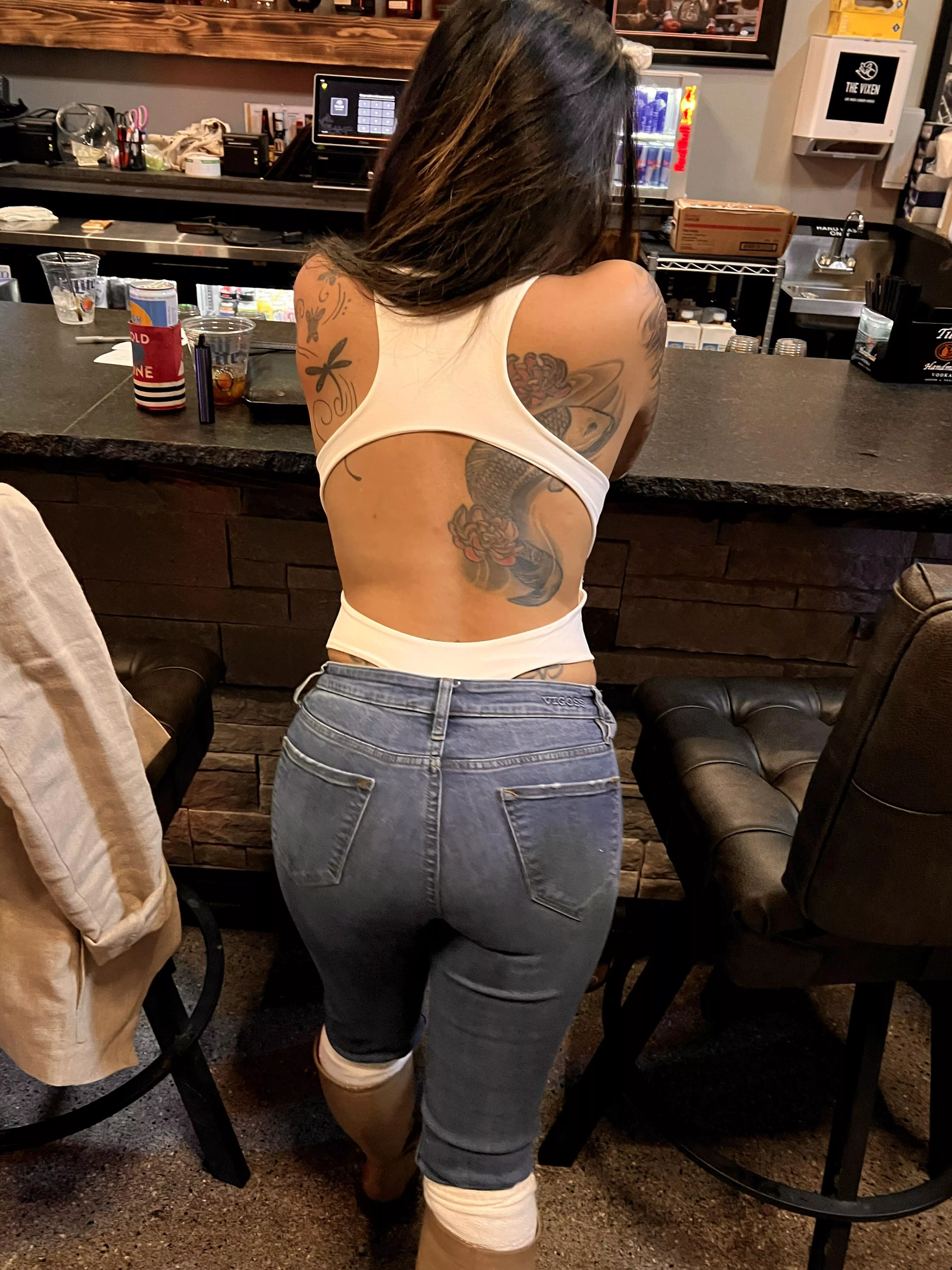 Can’t figure out why bar was staring at me😉