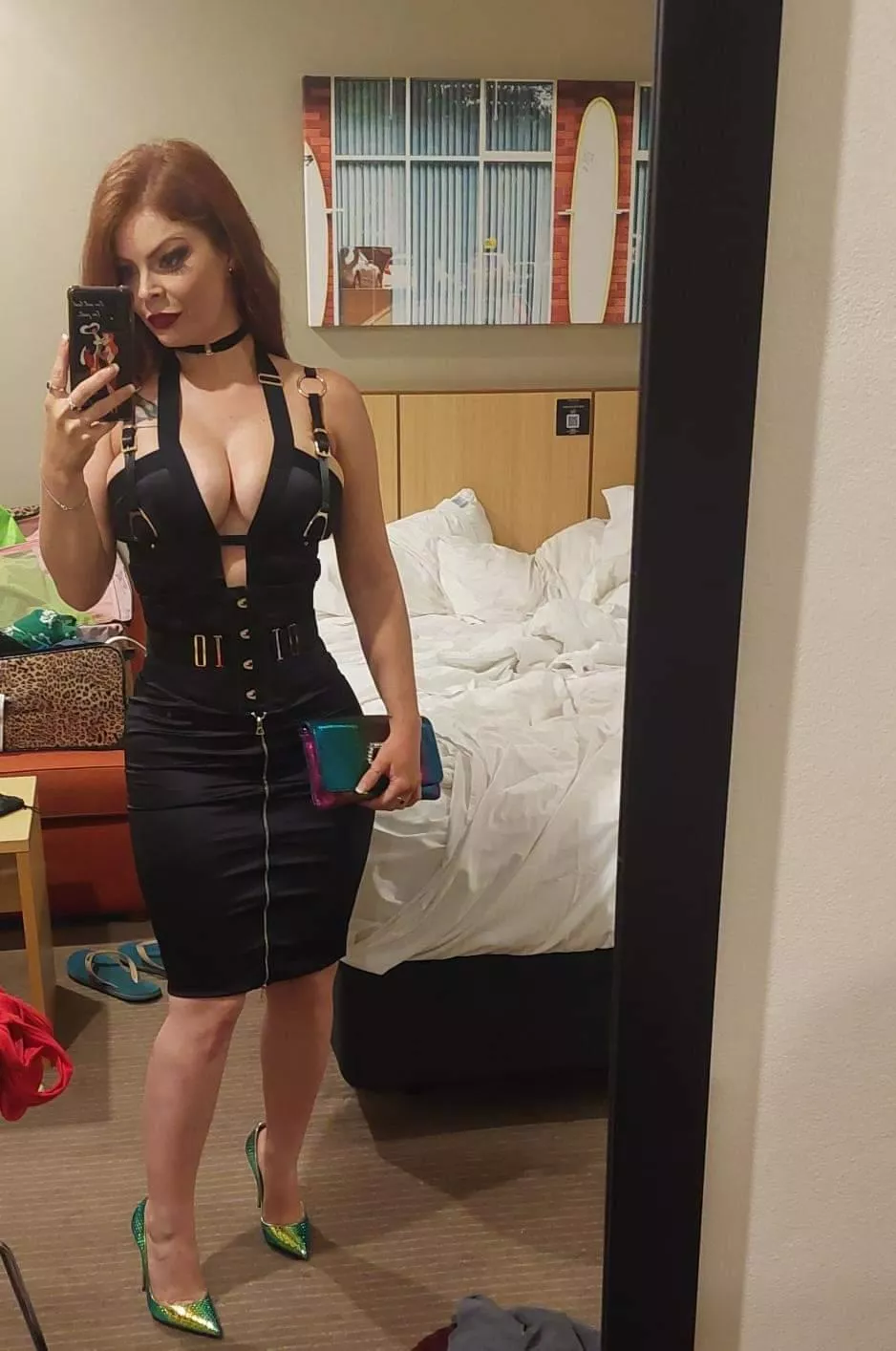 Do you like my dinner outfit?