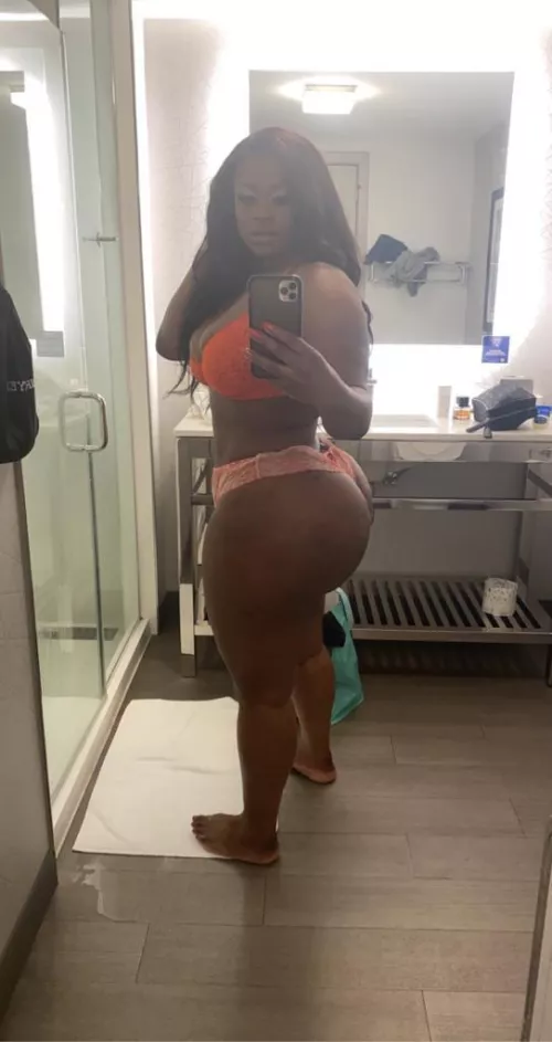 Do you want to fuck a slut like me ?