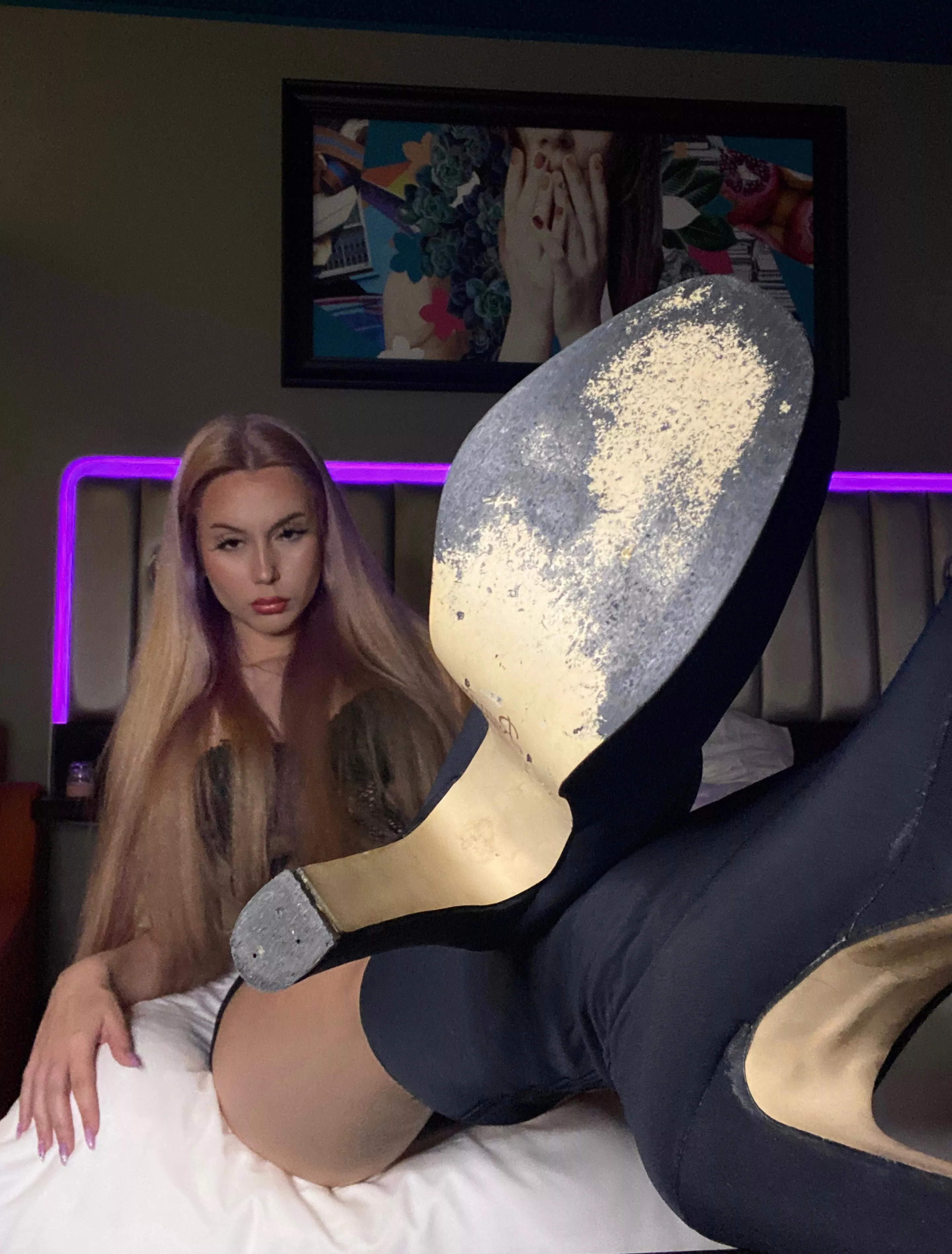 [domme] Get to licking.