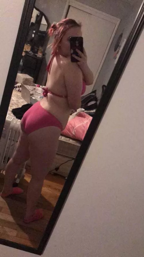 [domme] losers get down here and show mommy your cock to rate comment your sizes losers let mommy humiliate your shrimp