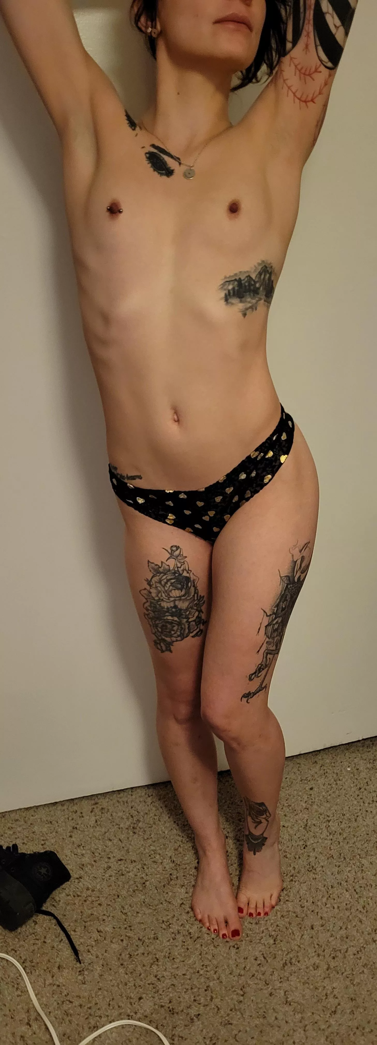 (F) Rate my petite little body :)