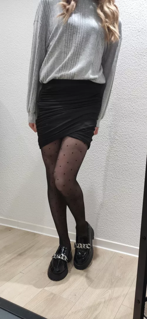 failed my exam today, hbu? 👉🏼😎👉🏼