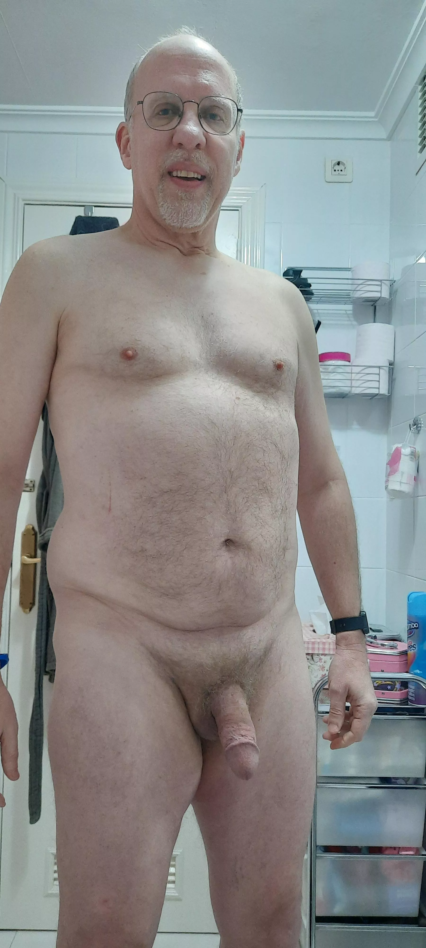Feels great to be nude!