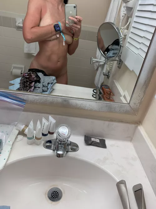 FREE only fans! I respond to ALL messages there. HMU!