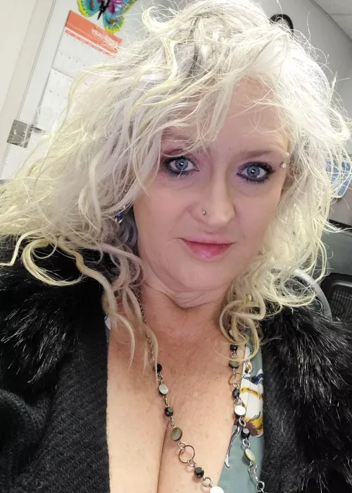 Friday eve... weekend can't get here soon enough