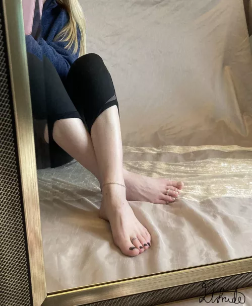 Going over to the dark side, like the new colour?