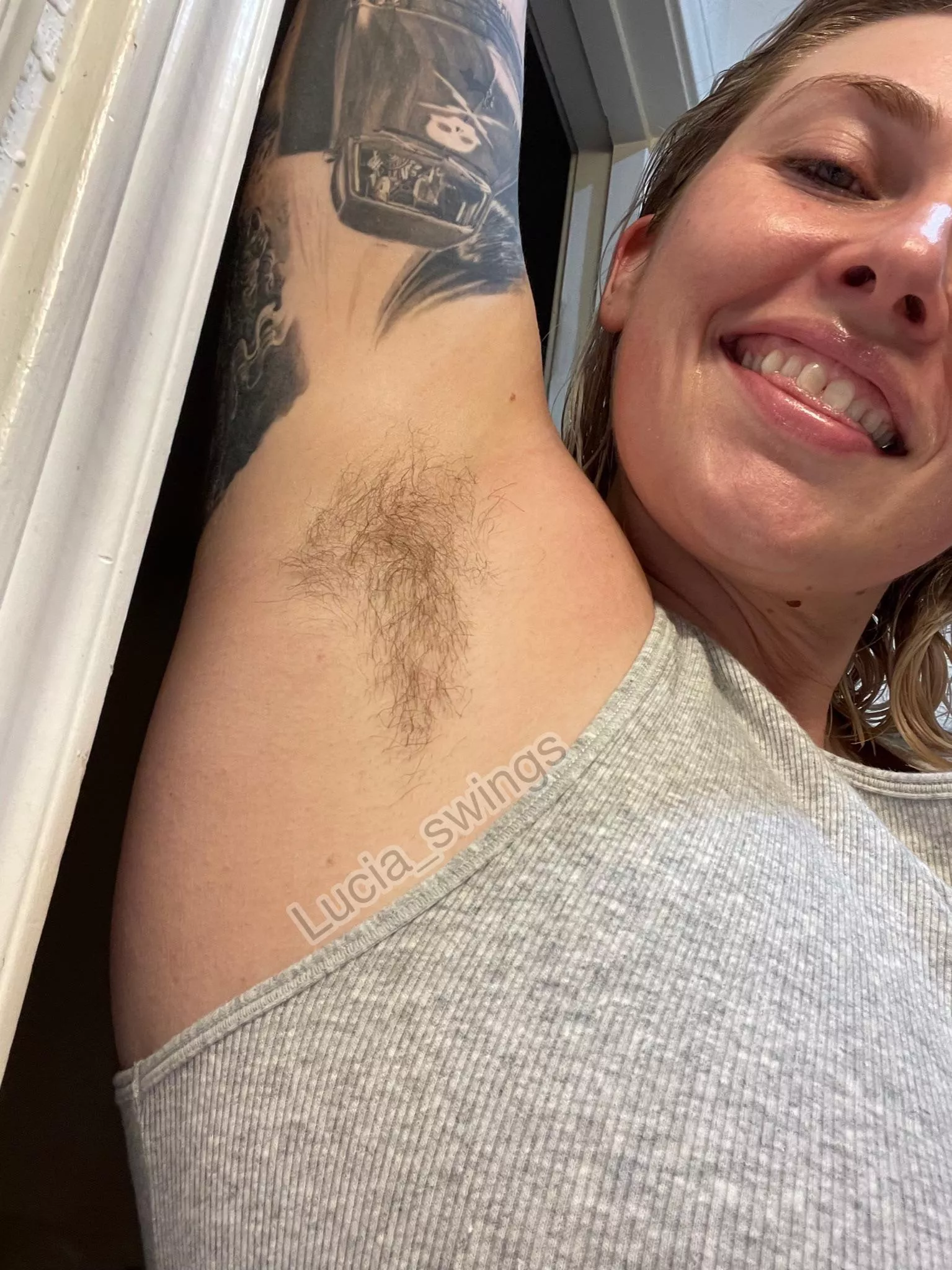 Hairy girls are happy, agree?