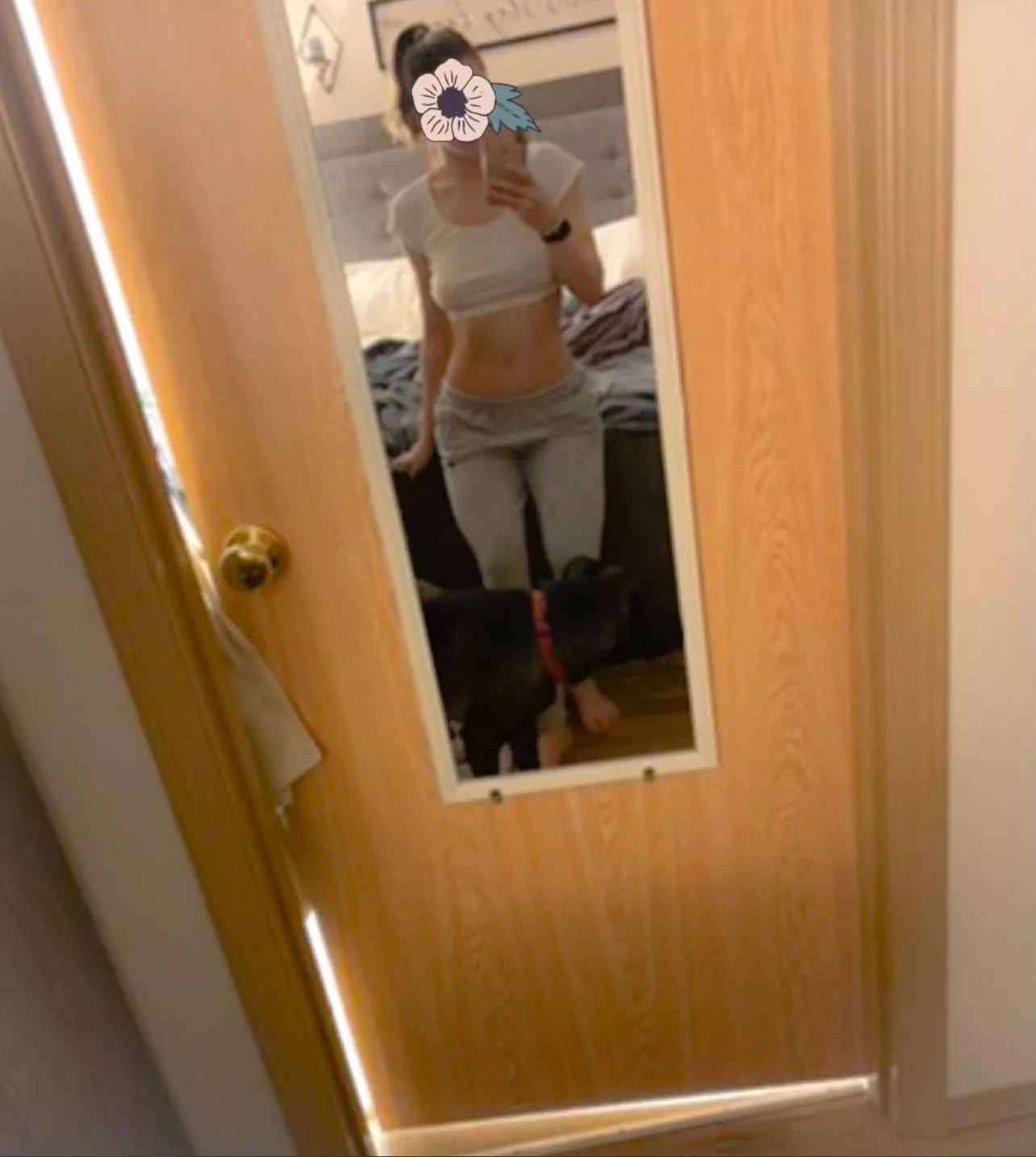 He always has to photobomb [f]🐶