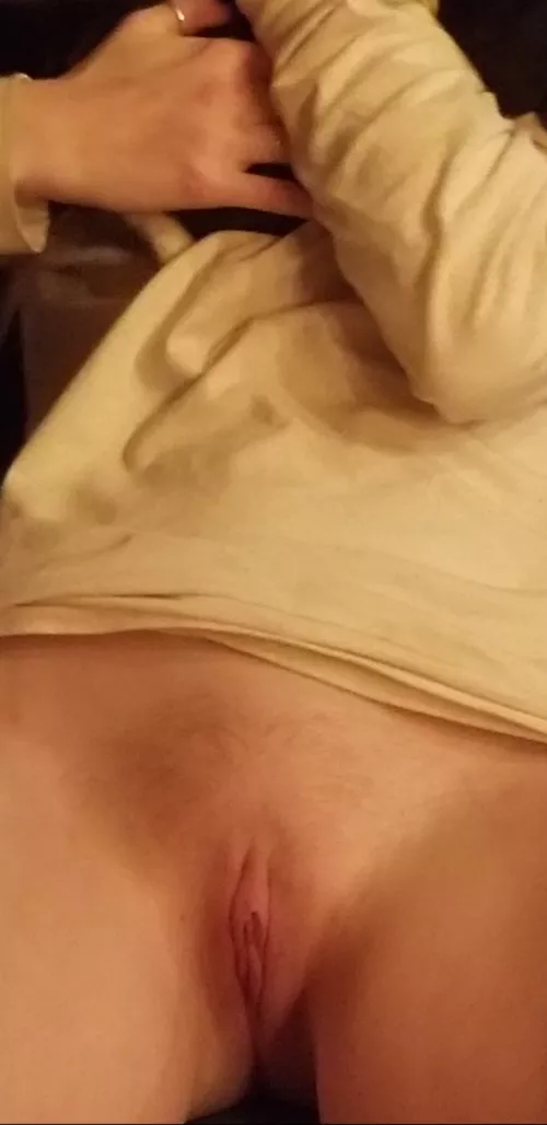 How would you play with me? last one got deleted...🙃