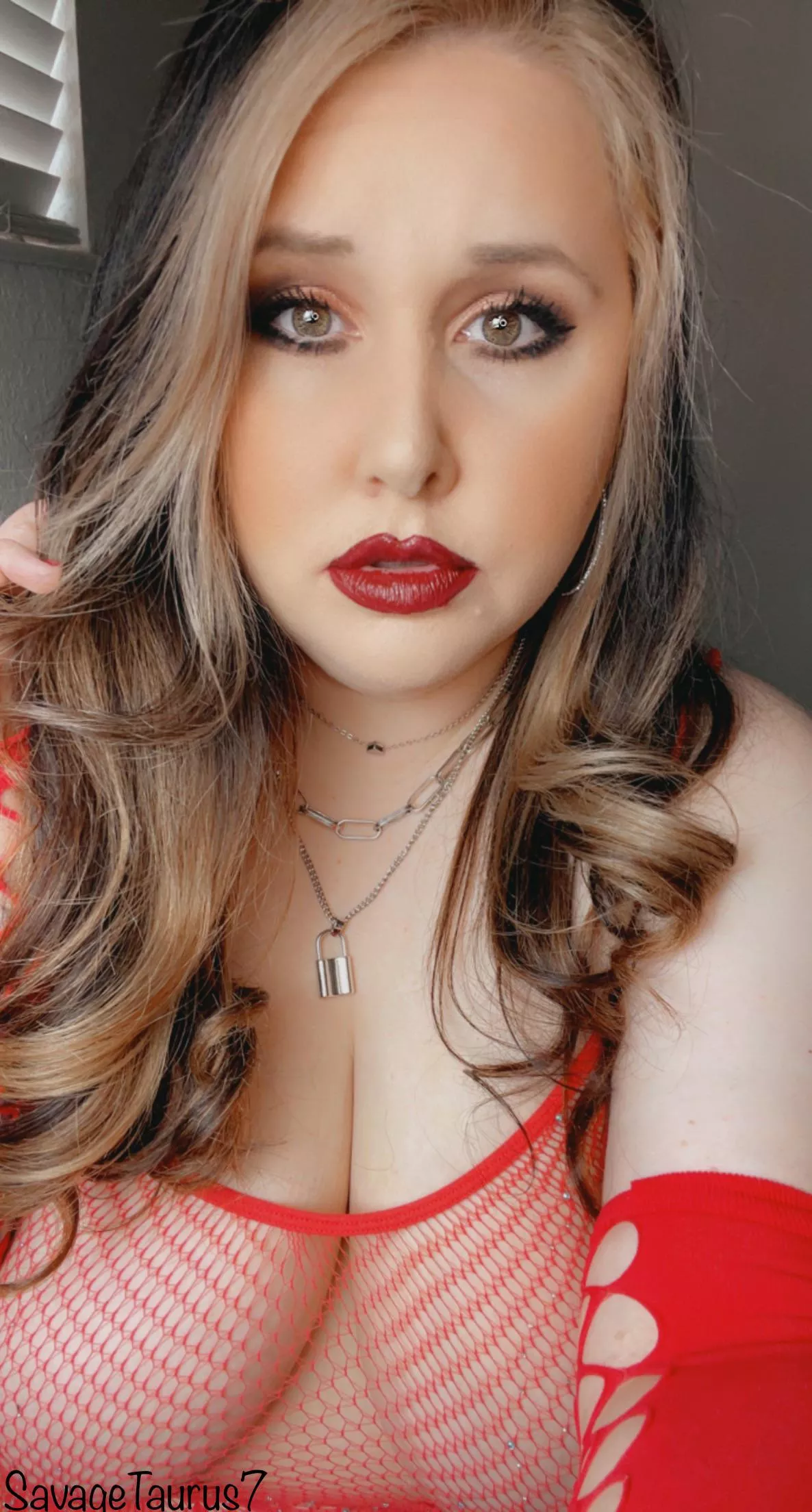 I’ll be a good girl today 🫦🖤