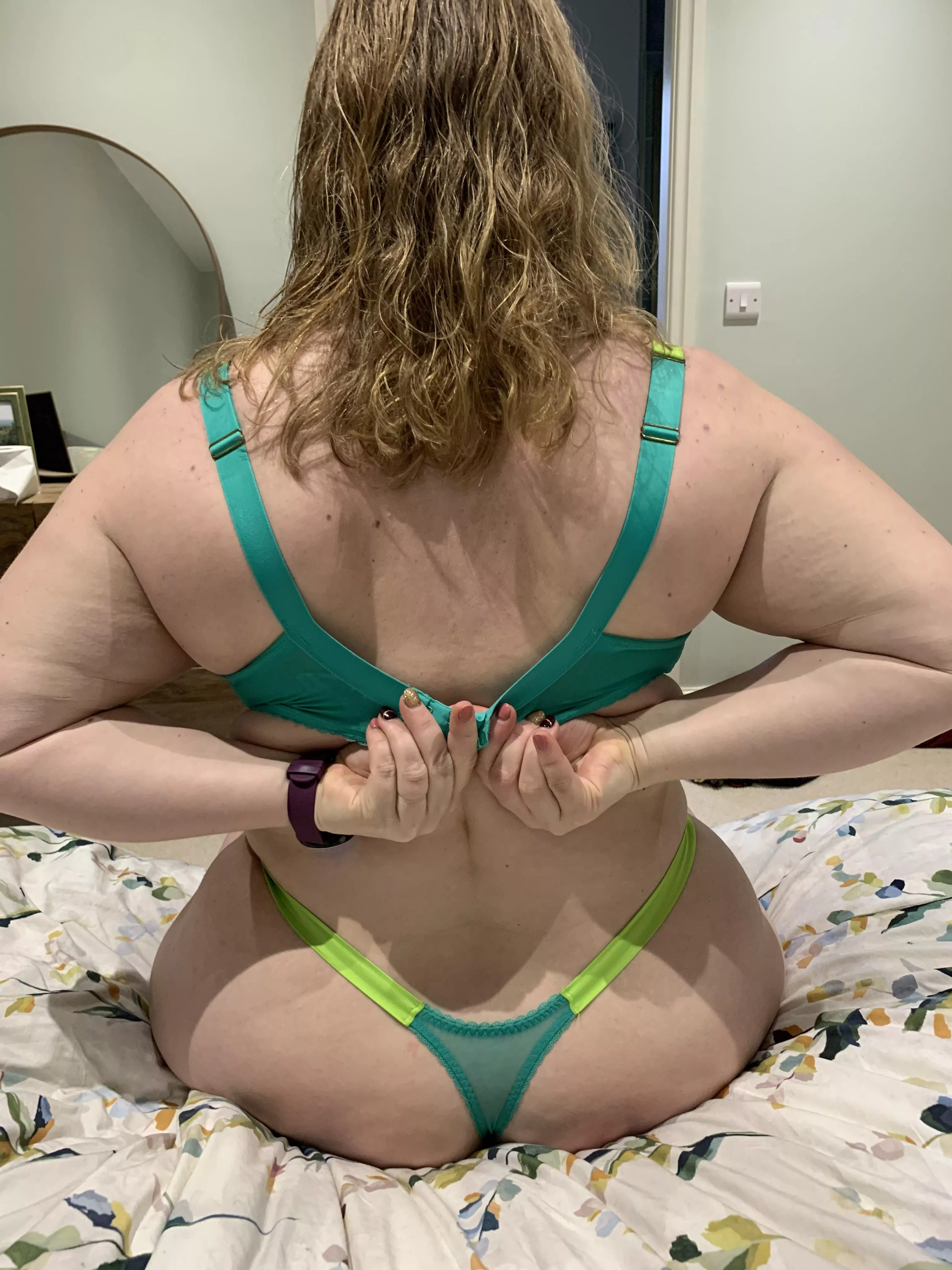 I’ll do the bra, you do the panties