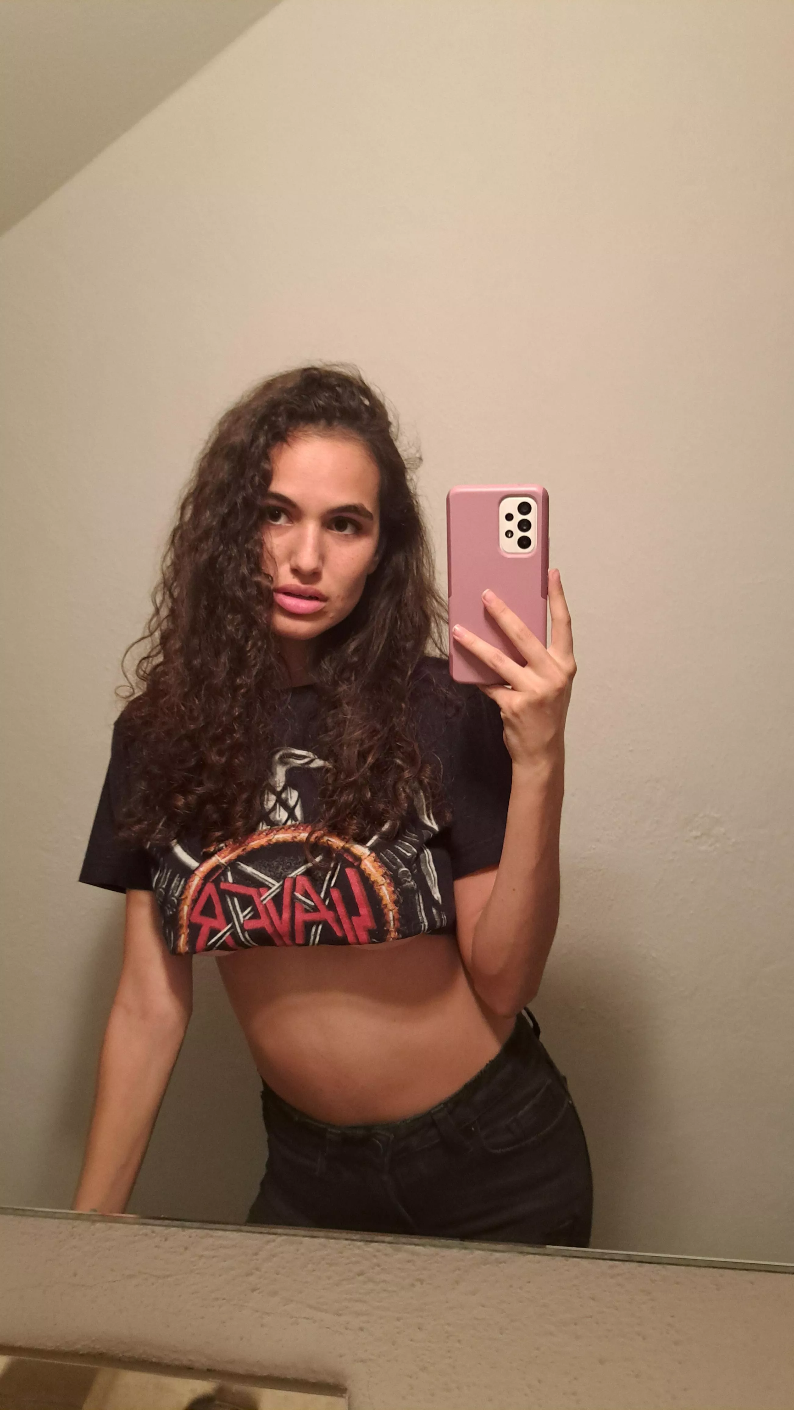 I'm very hungry, I want a cock