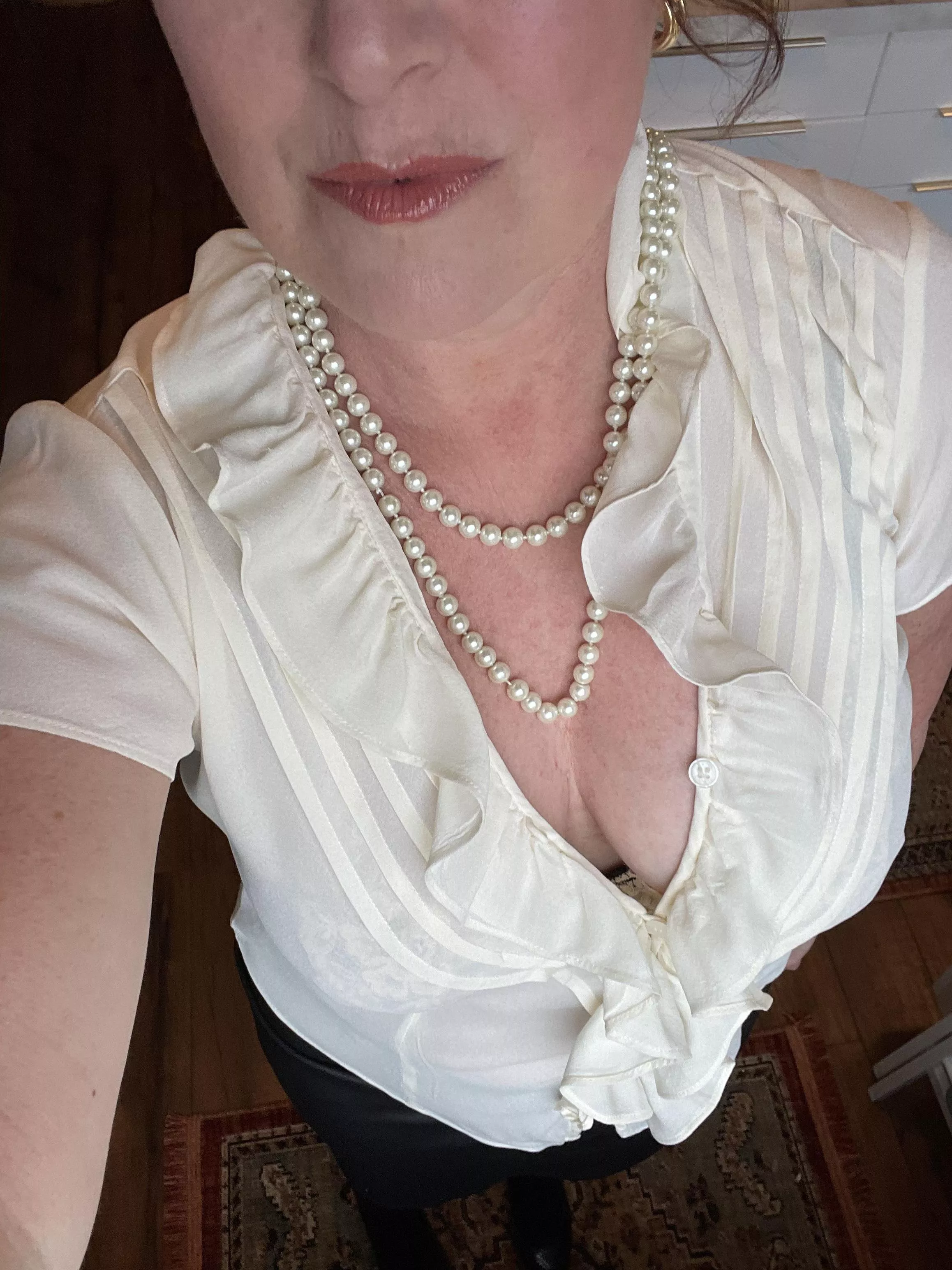 Is it hard to concentrate on what I’m saying?