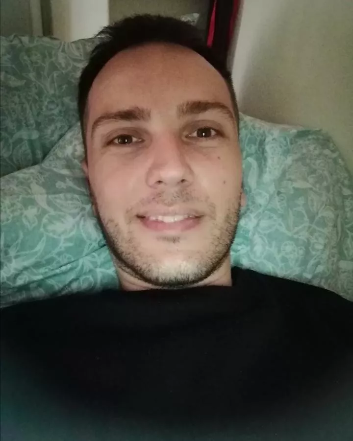 is time to rest, after from a long and hurt day. I wish to everyone to have nice time.