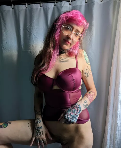 it's my birthday today so I'm starving for attention!!