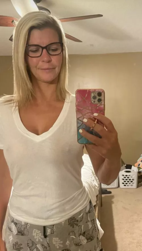 Just an average stay at home MILF going to clean the house today……