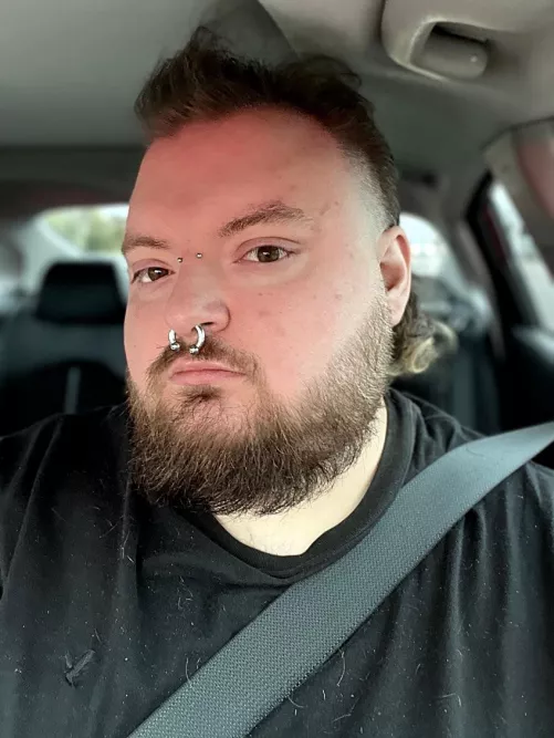 Me and my mullet was feeling really cute today after getting my hair cut! ✌🏻