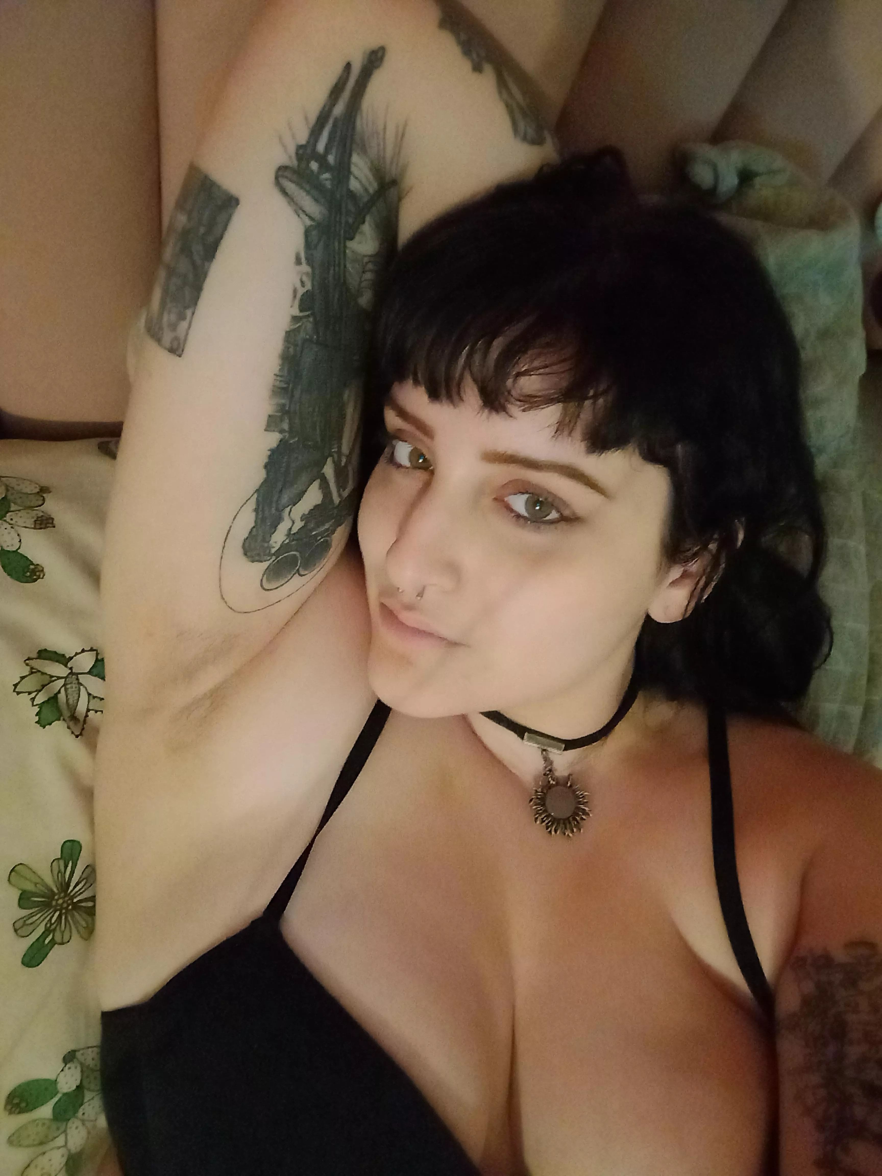 My hair doesnt grow much... :c