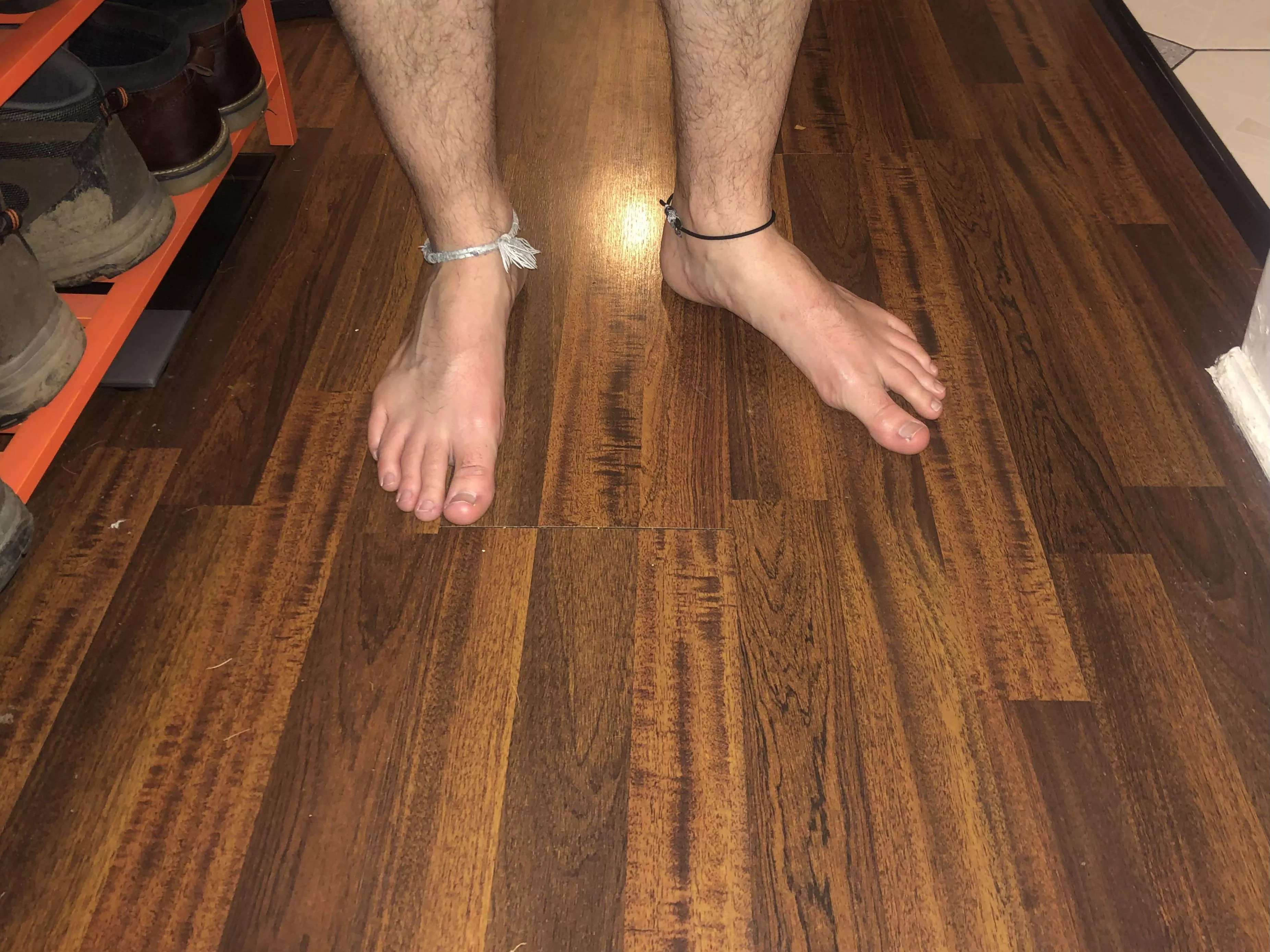 My mate took this and said my feet looked hot? What do you think? 😅