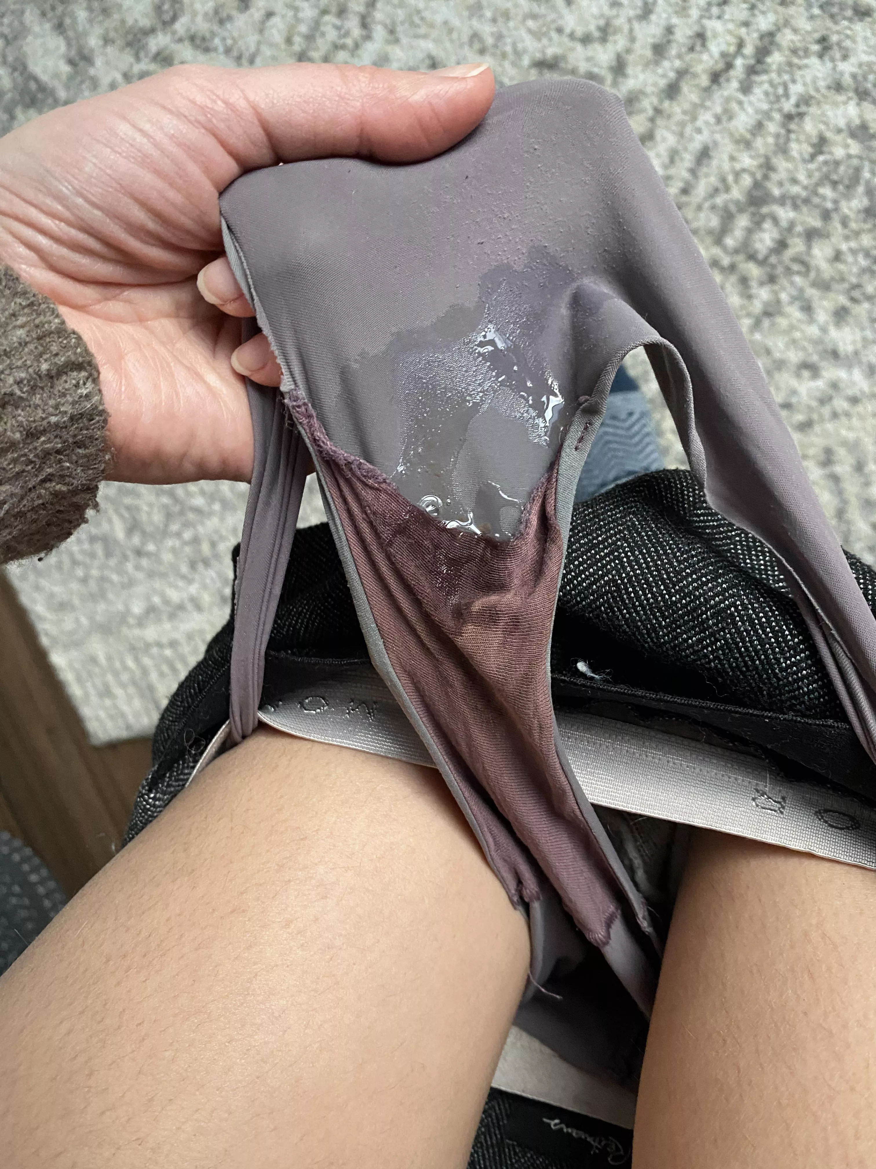 My pussy doesn’t let me wear panties for more than 2 hours I swear