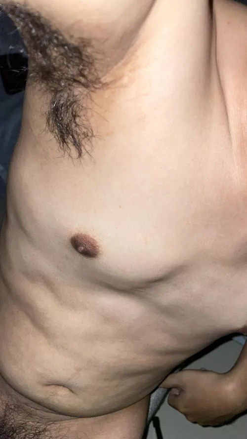Play with my pits hair please