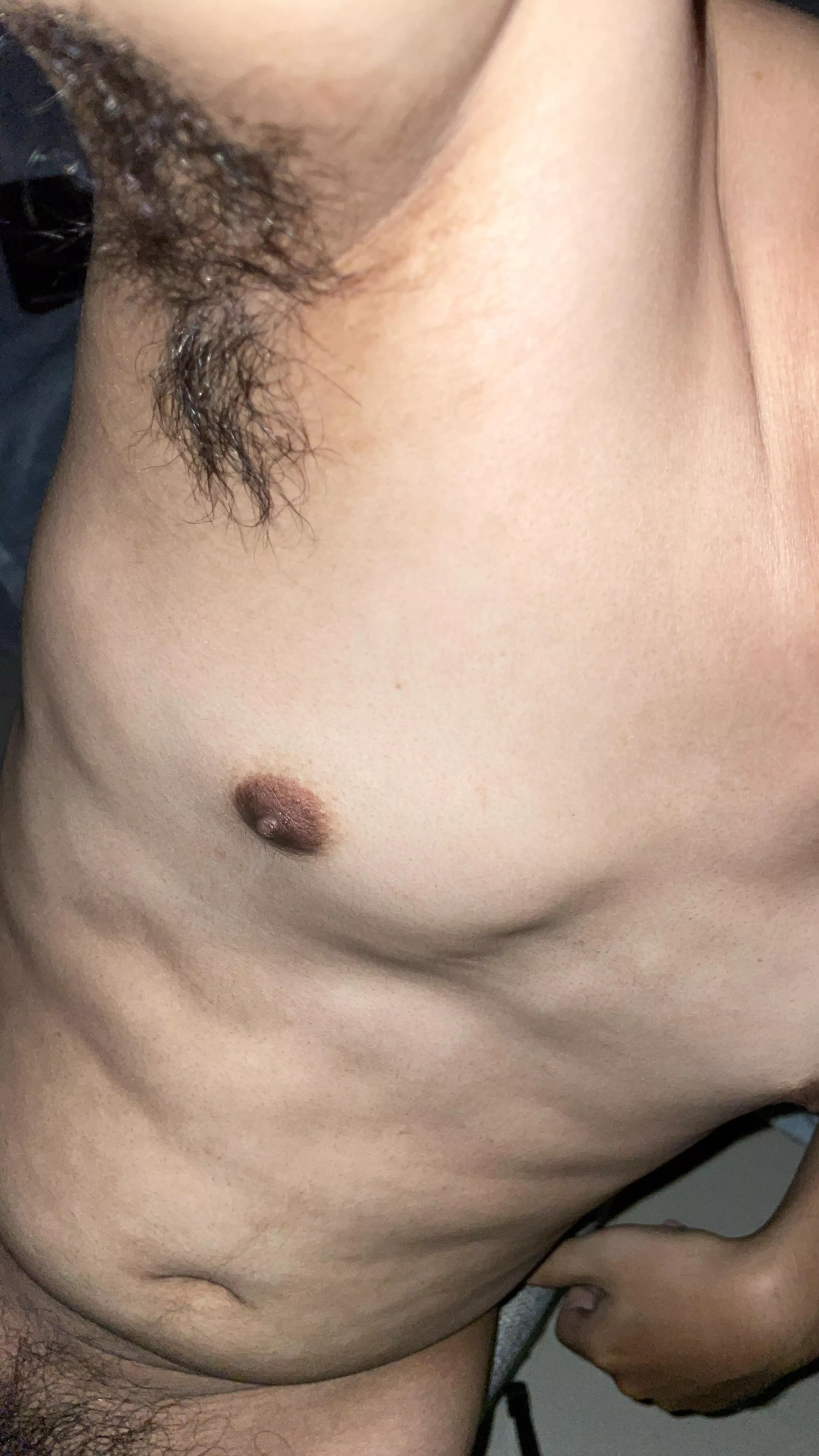 Play with my pits hair please