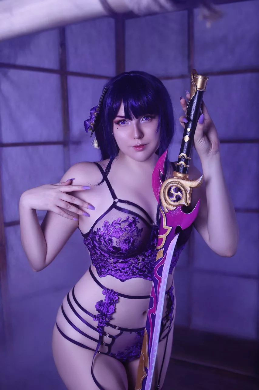 Raiden Shogun by Hatarubi_Cosplay_