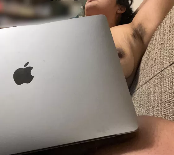 Scrolling through Reddit like this 😉